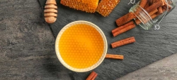 خصوصیات ترکیب دارچین و عسل | 8 فایده شفگت انگیز آمیخته دارچین و عسل | مجله سلامت یاثار