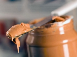 چاق شدن با کره بادام زمینی چگونه است؟ خصوصیات کره بادام زمینی | مجله سلامت یاثار